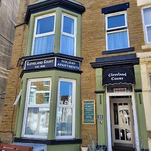 Cleveland Court Apartment