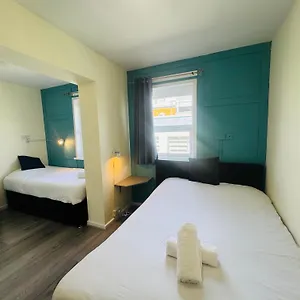 2* Hotel Calypso