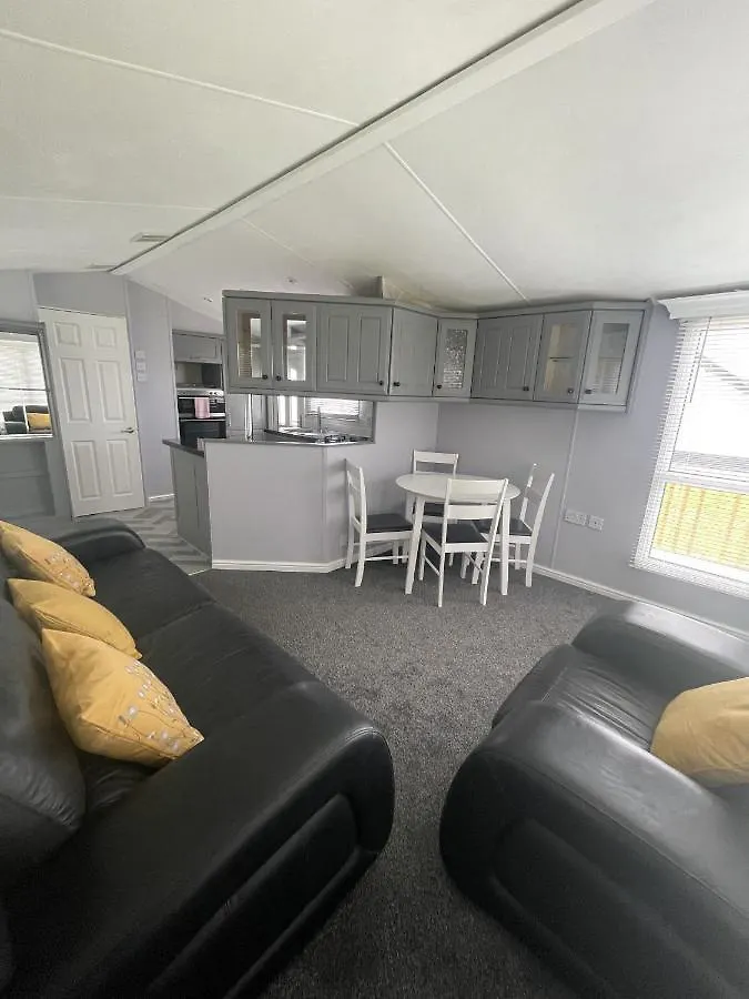 The Winchester Chalet By Sasco Blackpool Apartman